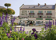 Col De L'arc food