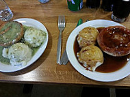 Mack's Pie Mash food