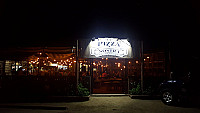 Nostra Pizza outside