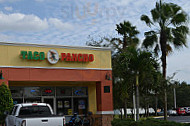 Taco Pancho outside