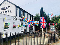 The Jolly Farmer outside