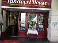 Tandoori House inside