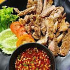 เย็นตาโฟโก๋ยาحلال Comida