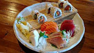 E Sushi Japanese food