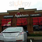 Applebee's Grill outside