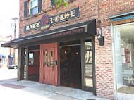 The Dark Horse Tavern outside