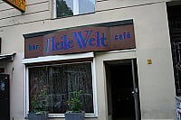 Cafe Heile Welt outside