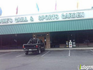 Bobalouie's Grill Sports Garden outside