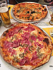 Pizzeria Svizzero food