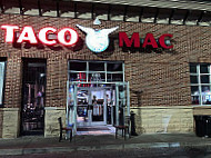 Taco Mac Crabapple inside