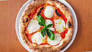 Pizzeria Da Livio Di Cavaliere Carmela food