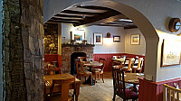The Crown Aldbourne inside