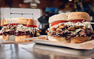 Primanti Bros. Restaurant And Bar Greensburg food