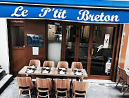 Le P'tit Breton inside