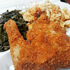 Maggie's Southern Kitchen food