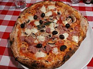 Pizzeria Pozzuoli food