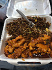 Wing's Chinese Food food