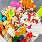 Menchie's food