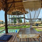 กลางนา Cafe' Comida