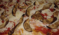 Pizza Luna food