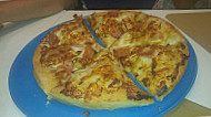 Domino's Pizza Av. Juan Chabas food