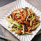 Shān Zhōng Xiǎo Chú Fáng Dentro