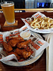 Hooters food