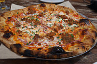 Lucky Pie Pizza Taphouse food