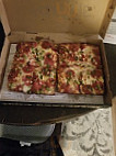 Jet's Pizza food