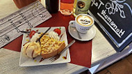 Cafe Nautic food