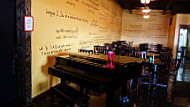 The Corkscrew Piano Lounge food