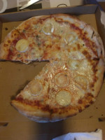 Pizz'a Vic food