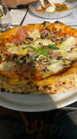 Le Bellini Ristorante-Pizzeria Napoletana food