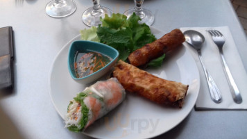 Anh Dao Traiteur food