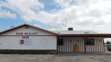Iron Skillet Cafe outside