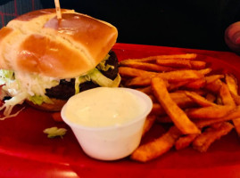 Red Robin Gourmet Burgers And Brews food