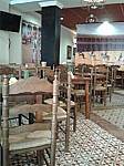 Bar Restaurante La Plaza inside