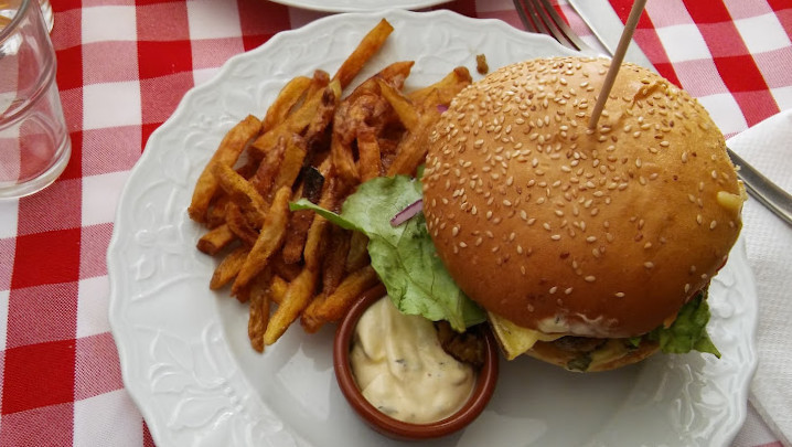 restaurant image
