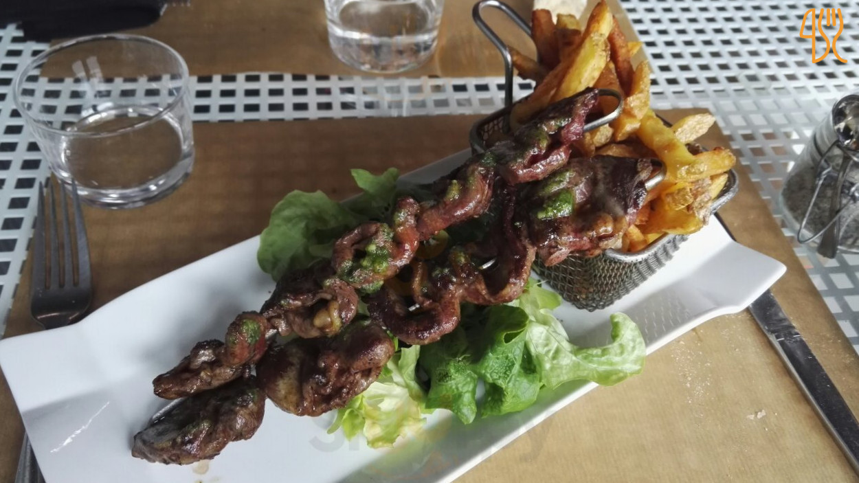 restaurant image
