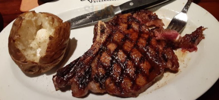 Long Horn Steakhouse food