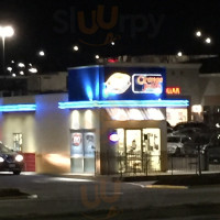 Dairy Queen outside