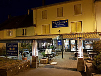 Bar Restaurant Le Jura inside