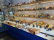 La Vigne Bakery food