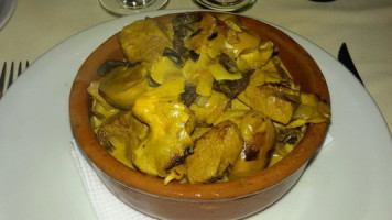La Cuadra food