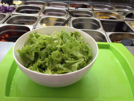 Mundo Salad food
