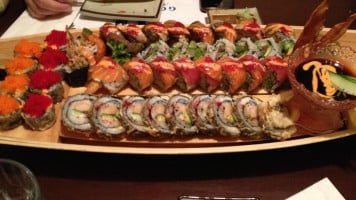 Gonoe Sushi Japanese Restaurant food