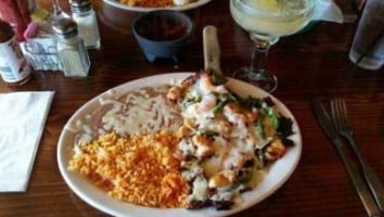 Los Dos Charros Mexican food