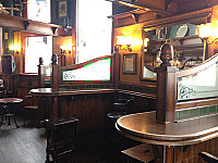 The Globe Tavern inside