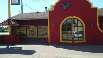 Taco Loco outside