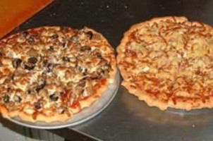 Domino's Pizza food